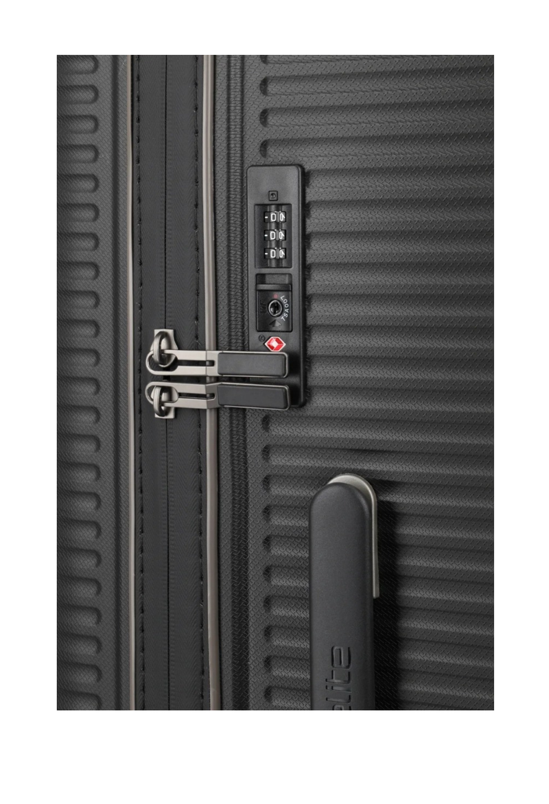 Travelite Roomer hard shell suitcase