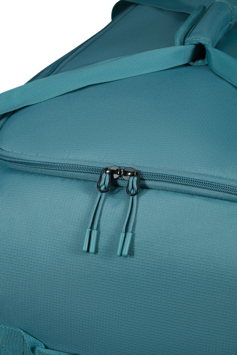 American Tourister City Racer Travel Bag with Wheels