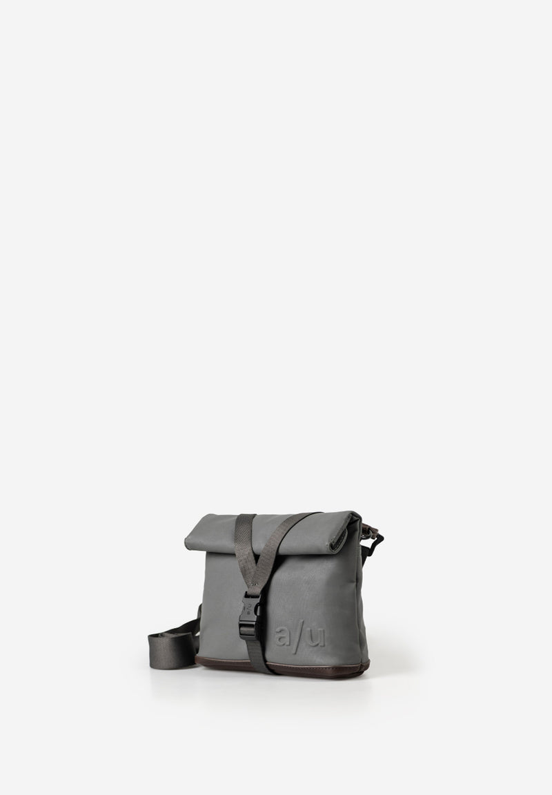 Aunts & Uncles Tsu belt bag