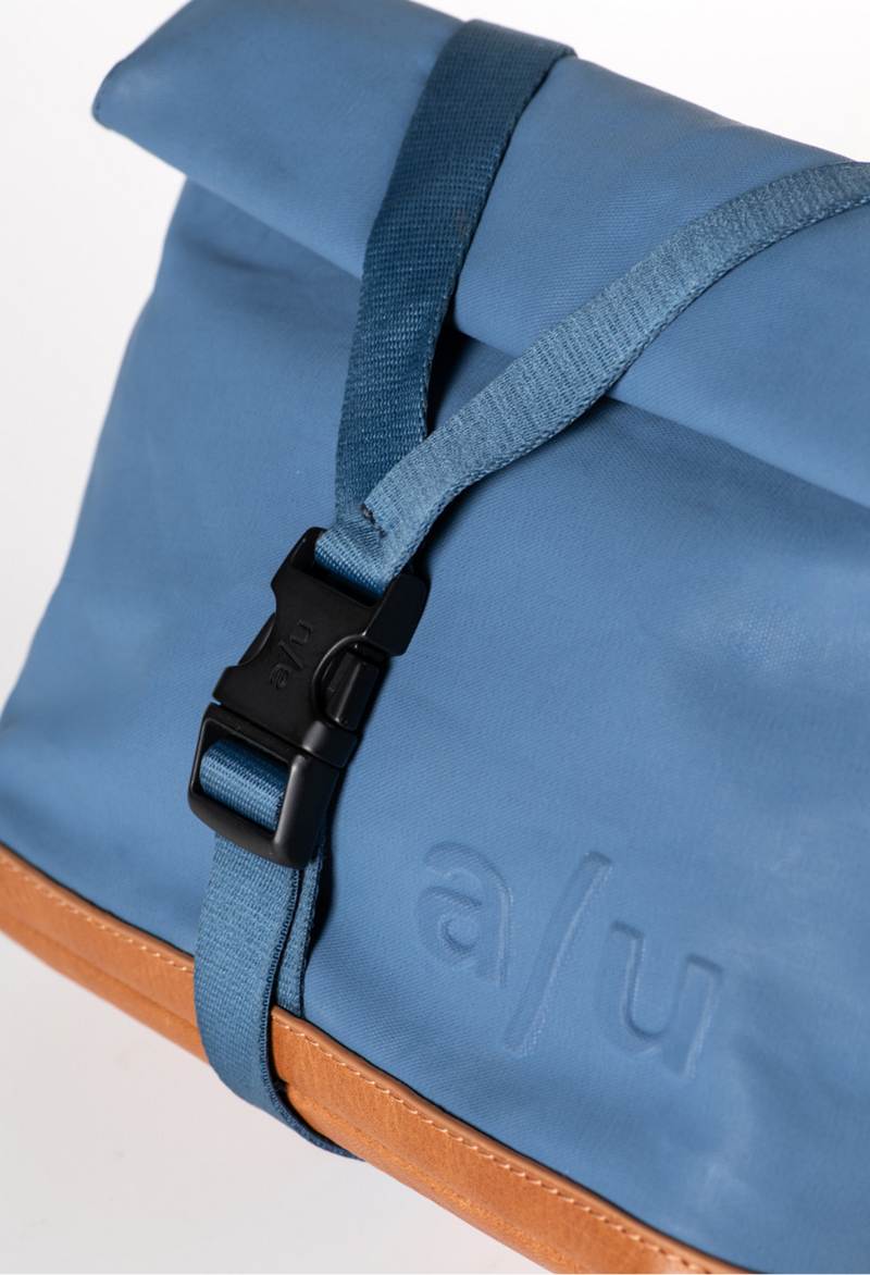 Aunts & Uncles Tsu belt bag