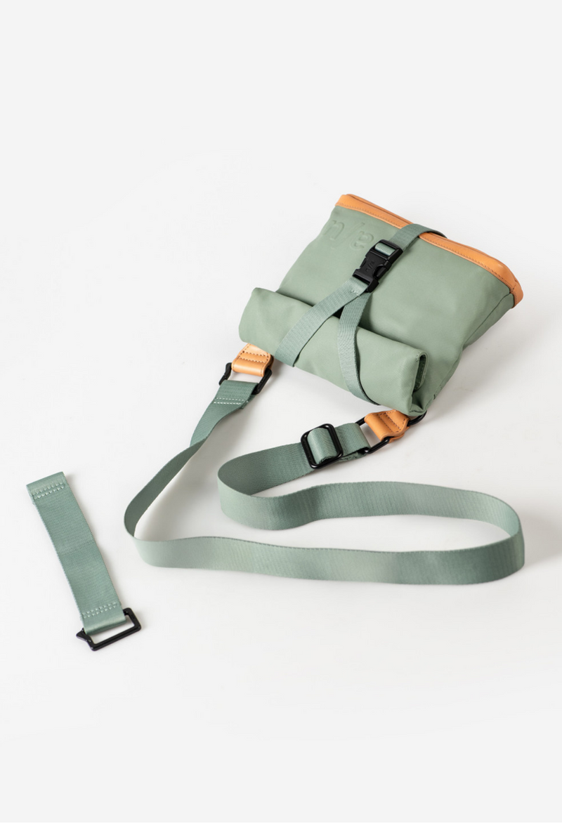 Aunts & Uncles Tsu belt bag