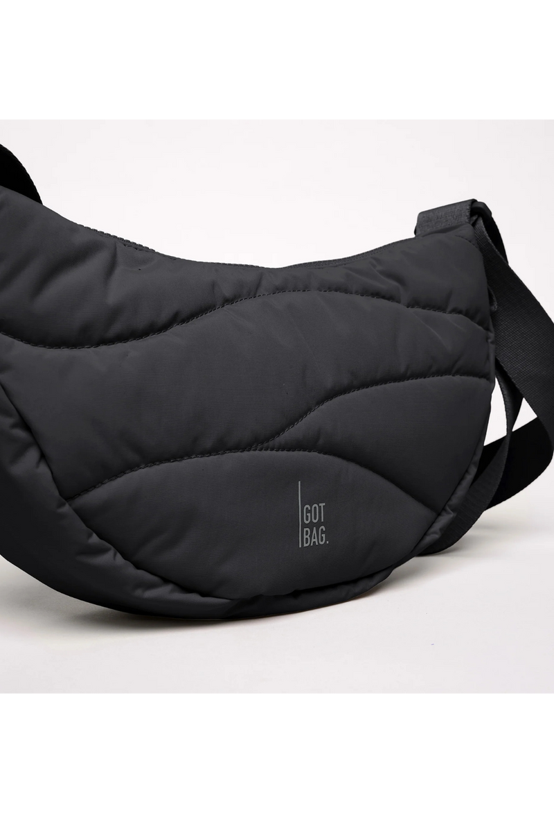 Got Bag Moon Bag Wavy Puffer Monochrome