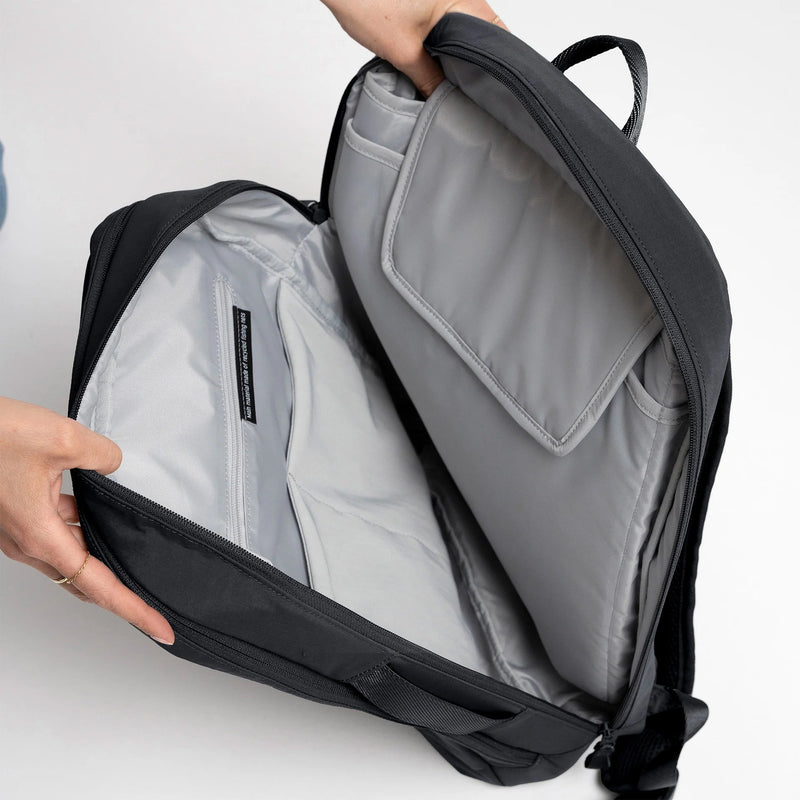 Got Bag Mochila Commuter Monocromo