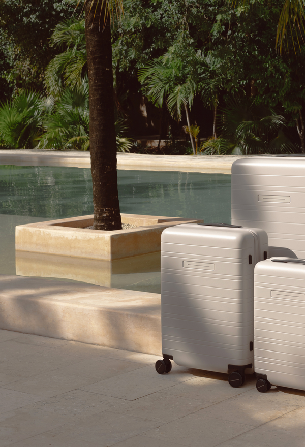 Horizn Studios, Koffer-Set, Hartschale, modern, blau, grau, minimalistisches Design, Reisegepäck, Outdoor