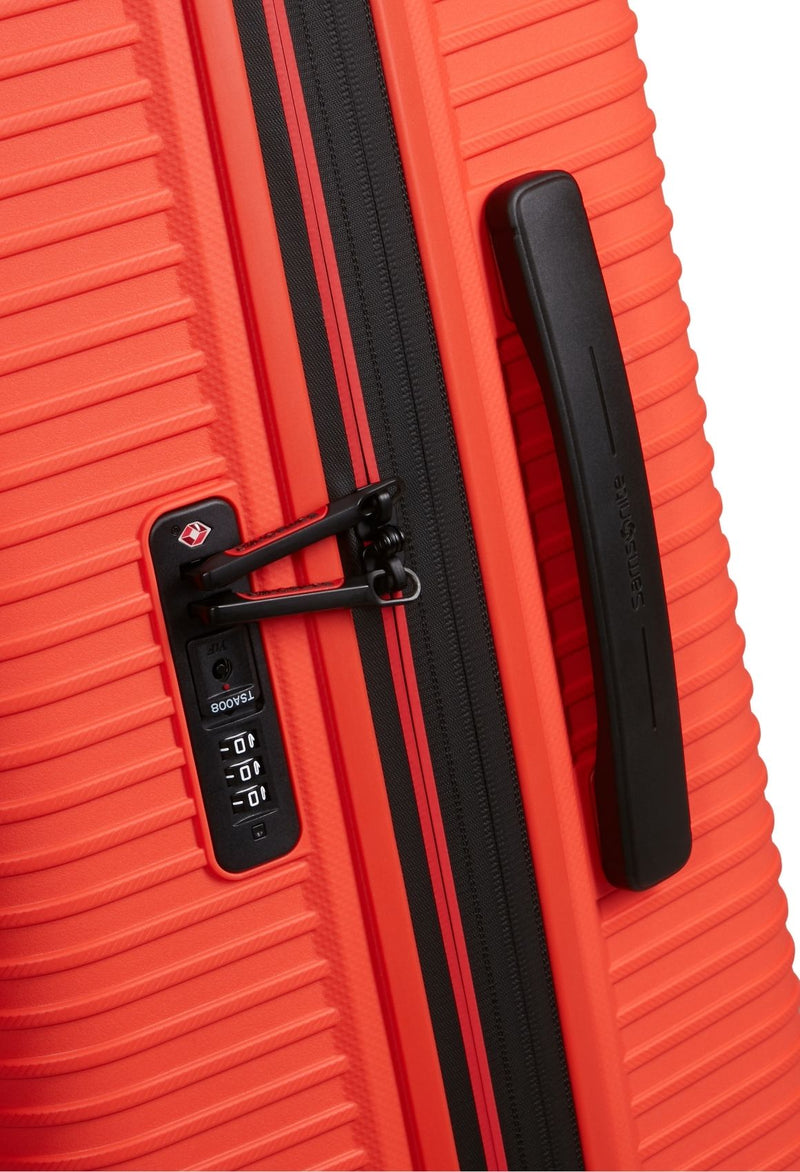 Samsonite Selection Provider Hard-shell Suitcase