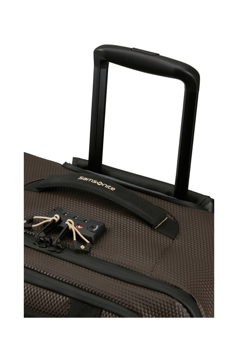 Samsonite Selection Prodiver Duffle Wheeled Travel Bag