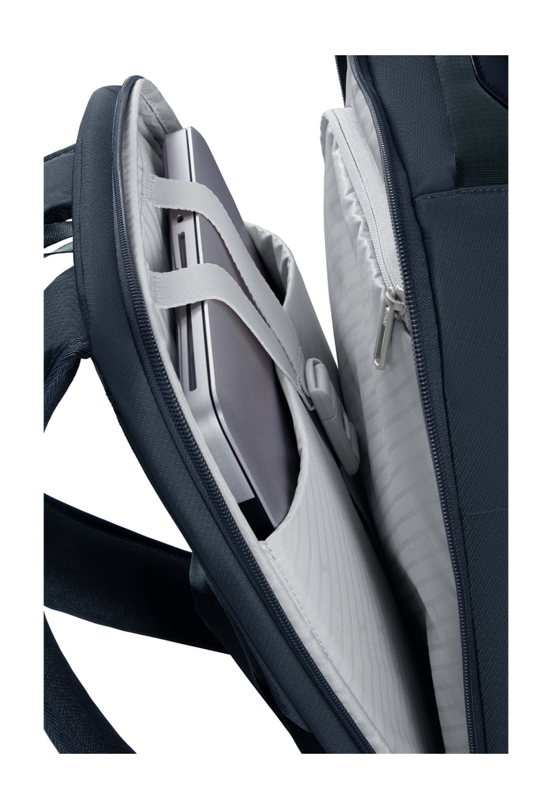 Samsonite Selection Paralux 2 in 1 travel backpack
