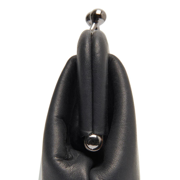 The Chesterfield Brand Nera