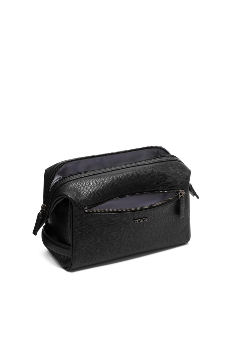 Tumi Travel Accessory toilettas