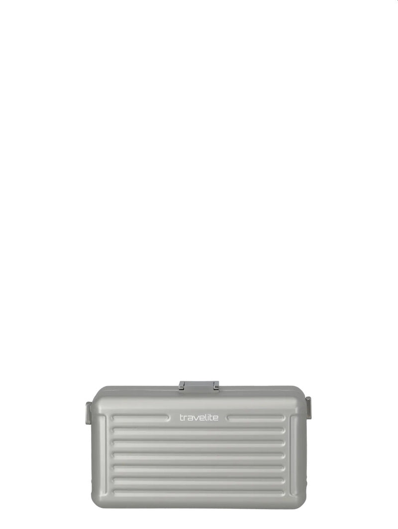 125900001