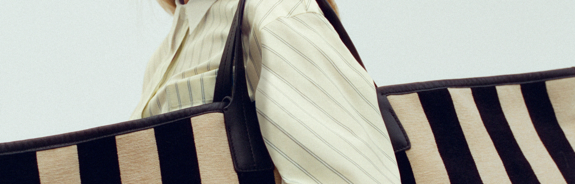 Bogner, Shopper, gestreift, Beige-Schwarz