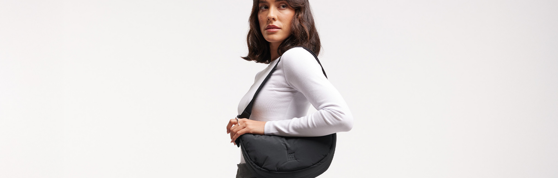 Got Bag, Bauchtasche, schwarz, Unisex, nachhaltig, modern, minimalistisch, Seitenansicht, Outdoor