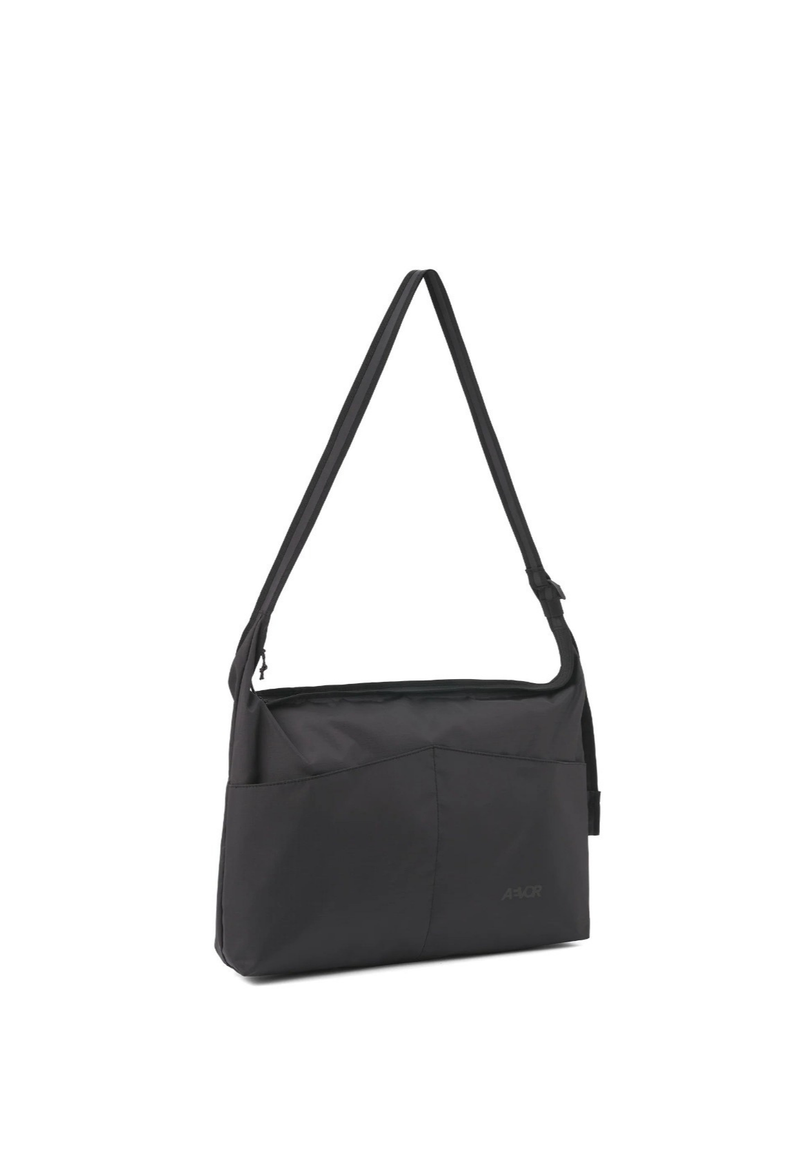 Bolso de hombro Aevor