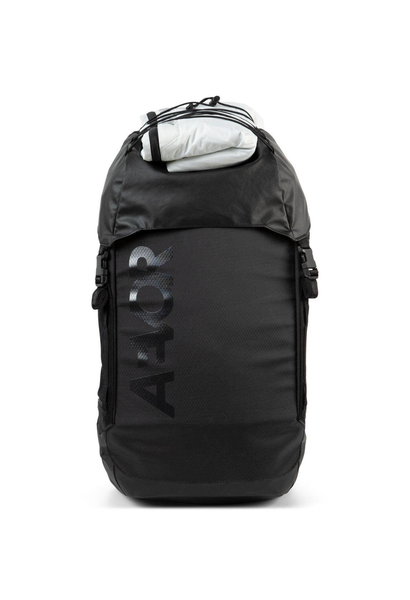 Mochila negra Aevor Explore Pack Proof