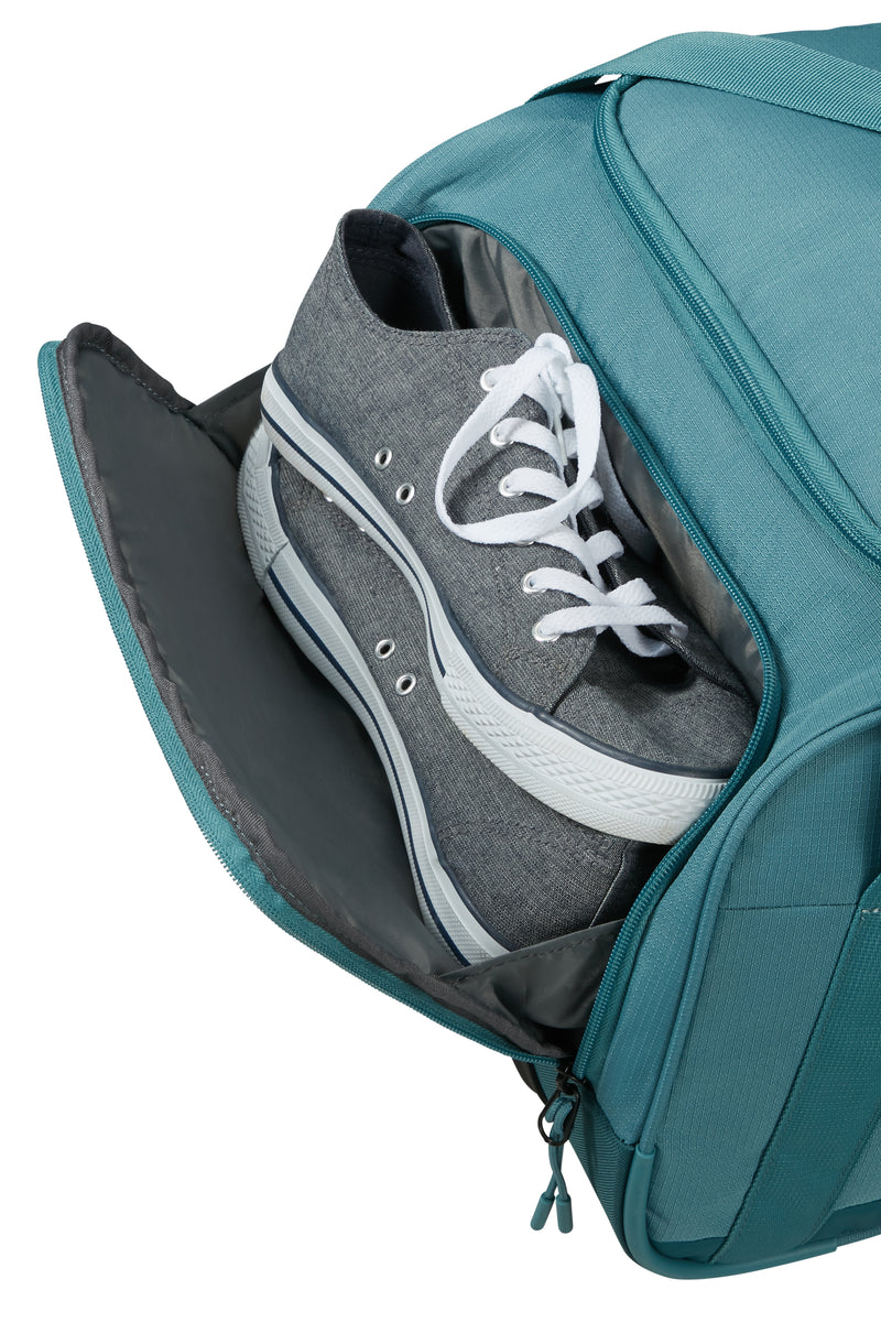 American Tourister City Racer travel bag with wheels