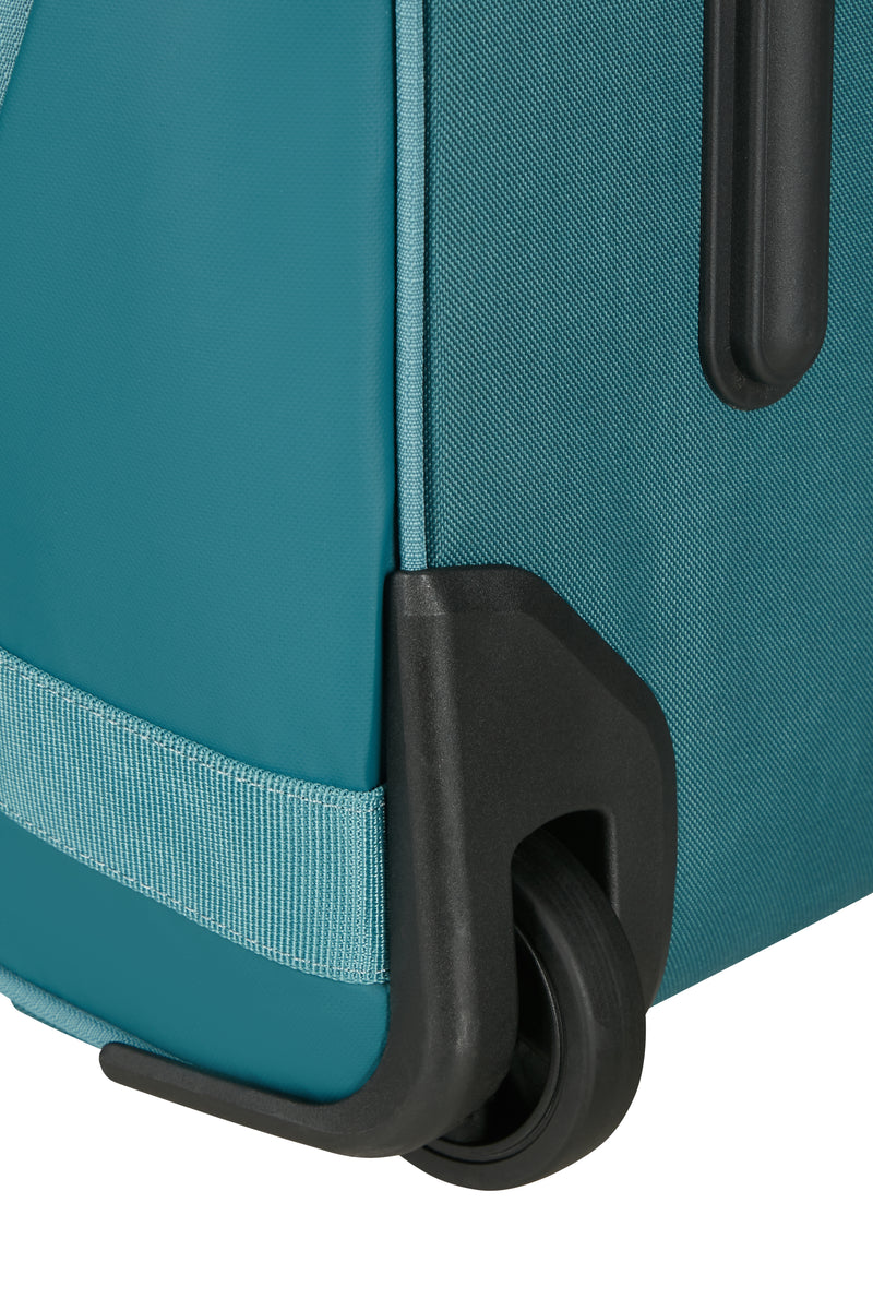 American Tourister City Racer travel bag with wheels