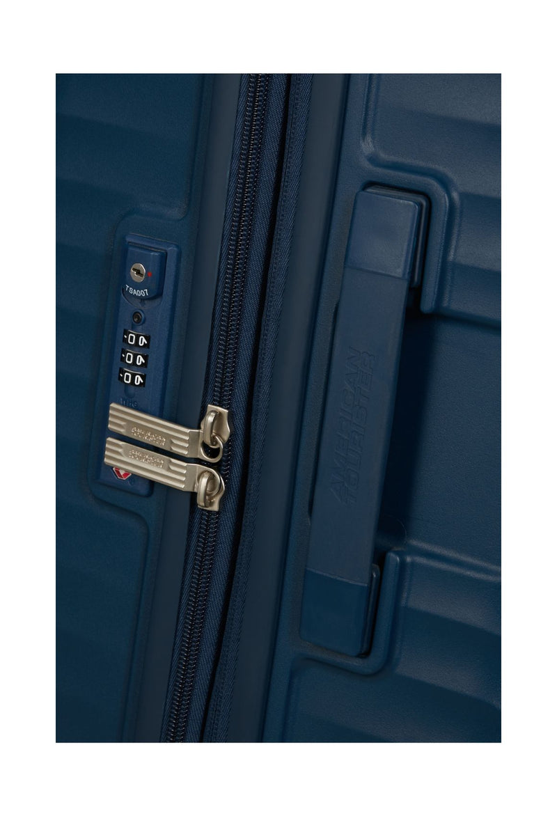 American Tourister Diablast Hard-shell Suitcase
