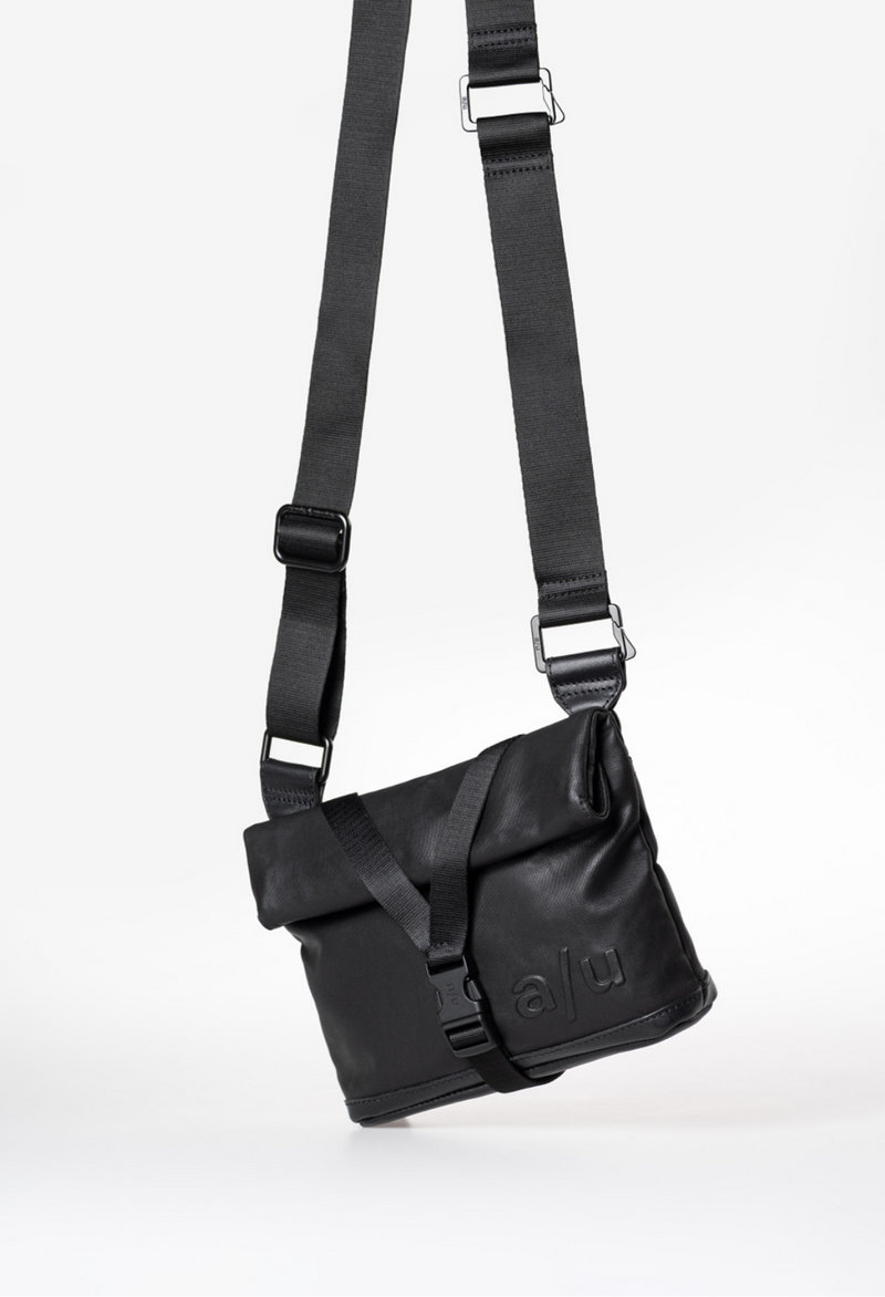 Aunts & Uncles Tsu belt bag