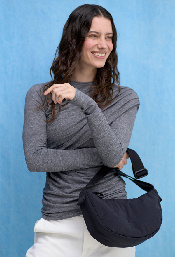 Got Bag, Rucksack, Rolltop, schwarz, Unisex, nachhaltig, modern, minimalistisch, Rückenansicht, Outdoor
