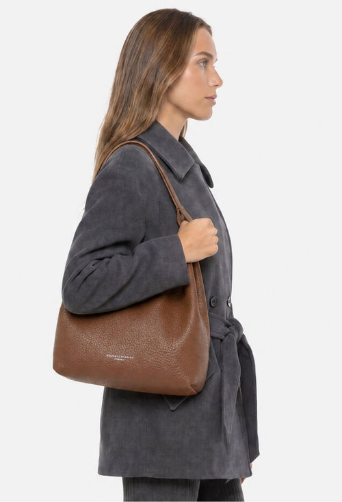 Walnut / M