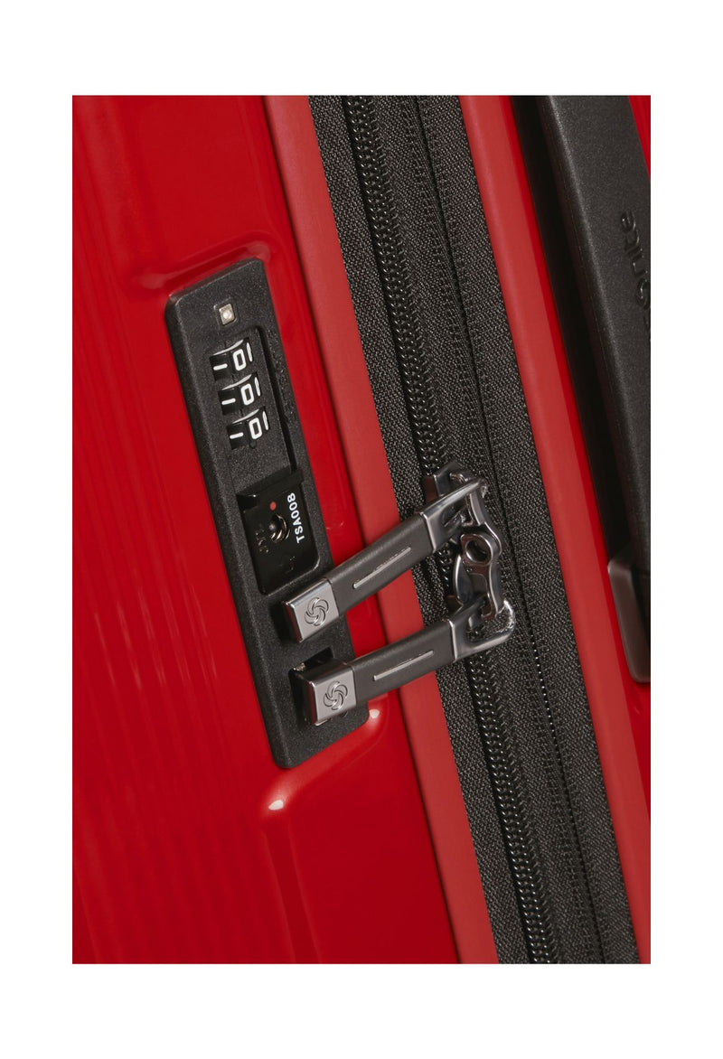 Samsonite Selection Nuon Hardshell case with 4 Wheels