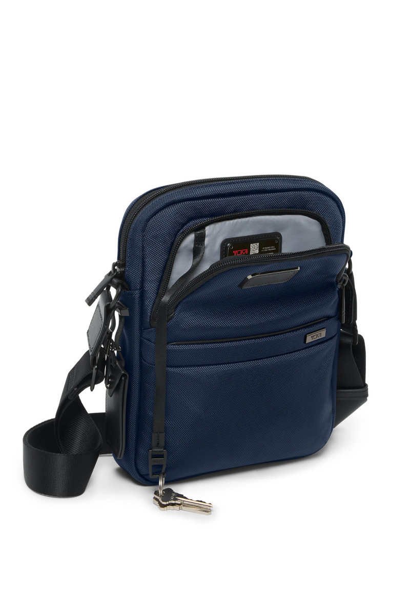 Tumi Alpha 4 Bolso bandolera mediano