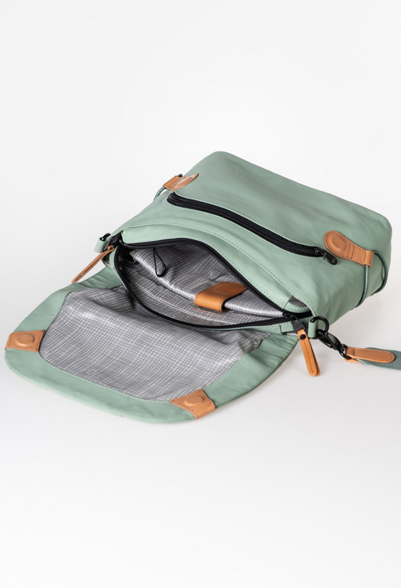 Aunts & Uncles Sendai Umhängetasche